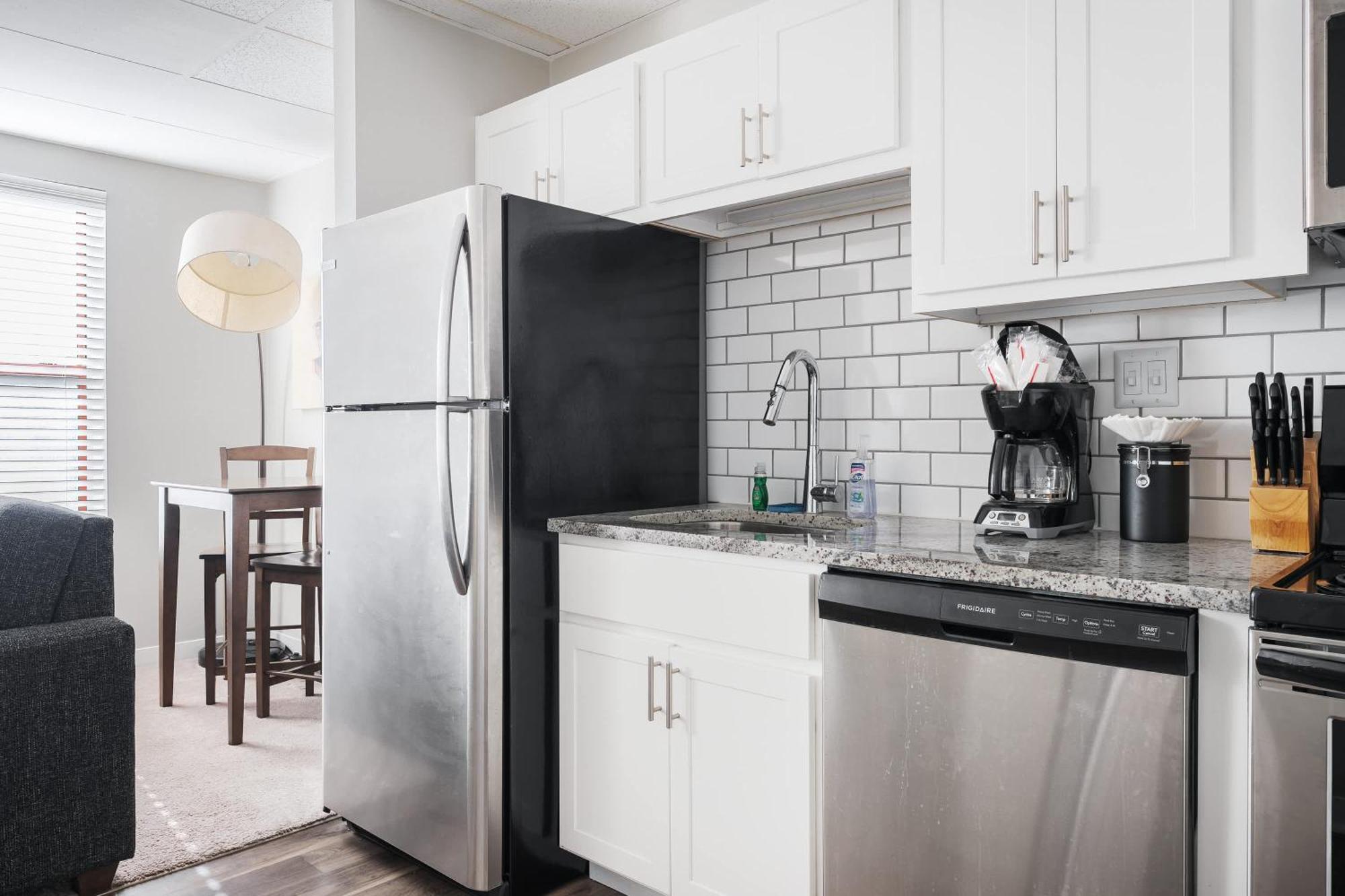 Modern Mass Ave 1Br Apartment With Kitchen Indianapolis Esterno foto